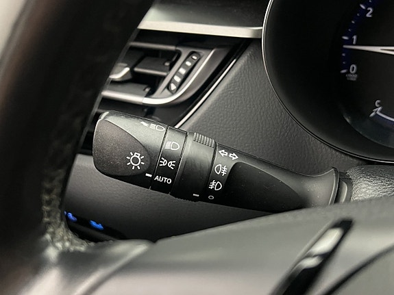 Toyota C-HR 23 of 24