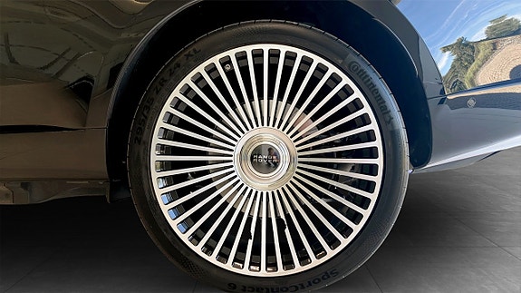 Land Rover Range Rover 9 of 12