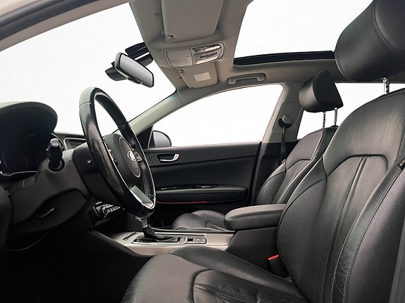 Kia Optima 13 of 30