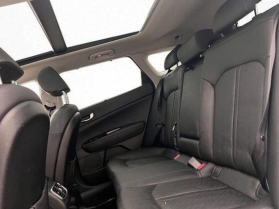 Kia Optima 18 of 30