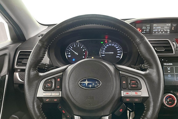 Subaru Forester 12 of 30