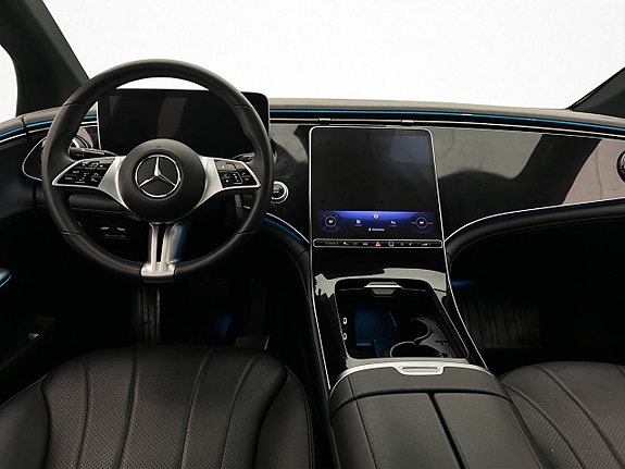 Mercedes-Benz EQE350 14 of 30