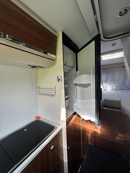 Adria Twin 640 SLX - Nyservad, nya däck, endast 1 ägare 4 of 10