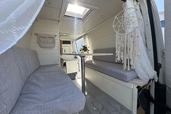 Volkswagen Crafter 35 12 of 17