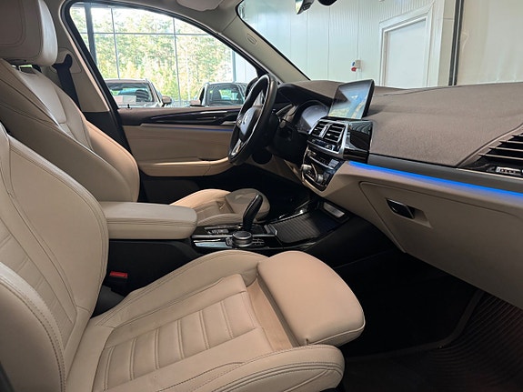 BMW X3 13 of 24