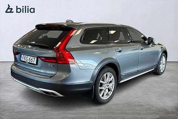 Volvo V90 Cross Country 19 of 21