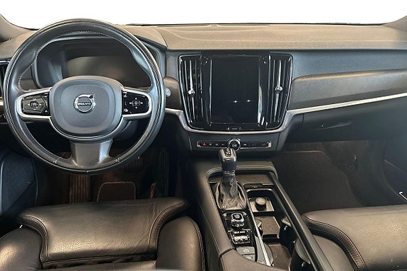 Volvo V90 Cross Country 10 of 21