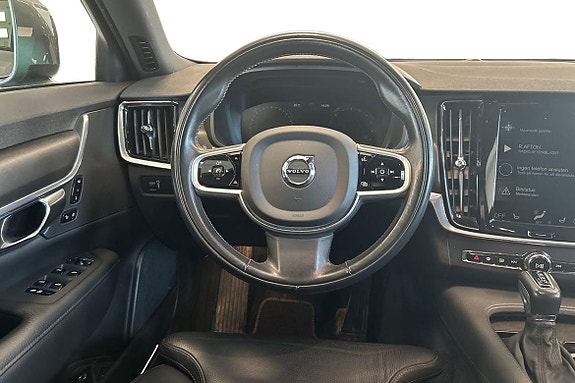 Volvo V90 Cross Country 11 of 21