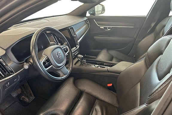 Volvo V90 Cross Country 14 of 21