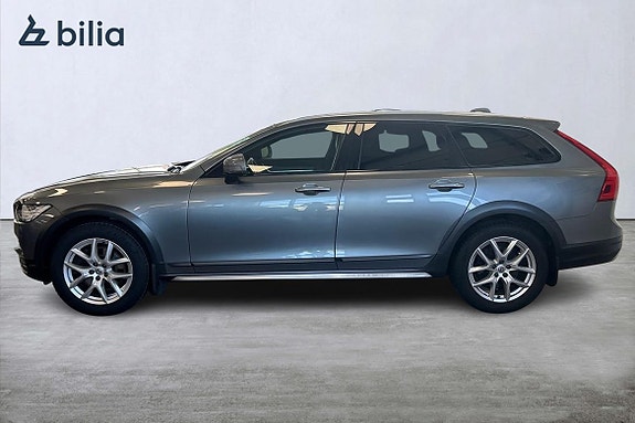 Volvo V90 Cross Country 3 of 21