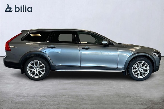 Volvo V90 Cross Country 18 of 21