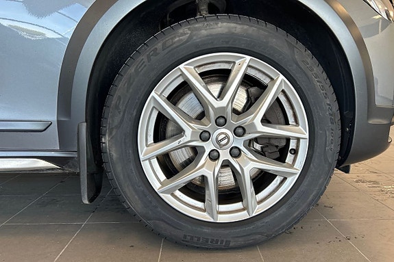 Volvo V90 Cross Country 17 of 21