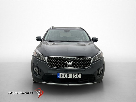Kia Sorento 2 of 30