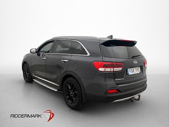 Kia Sorento 5 of 30