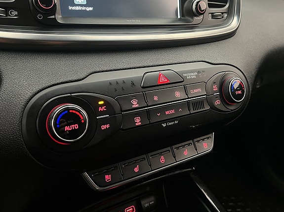 Kia Sorento 27 of 30