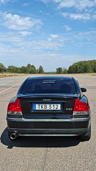 Volvo S60 3 of 9