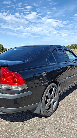 Volvo S60 5 of 9