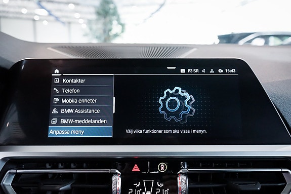 BMW 330e 18 of 30