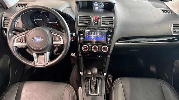 Subaru Forester 4 of 26