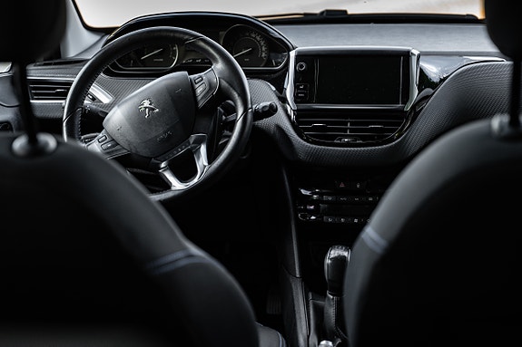 Peugeot 208 9 of 10
