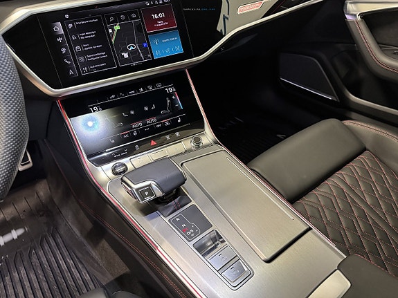 Audi A7 9 of 27