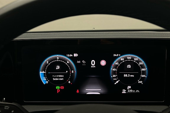 Volkswagen Tiguan 7 of 26