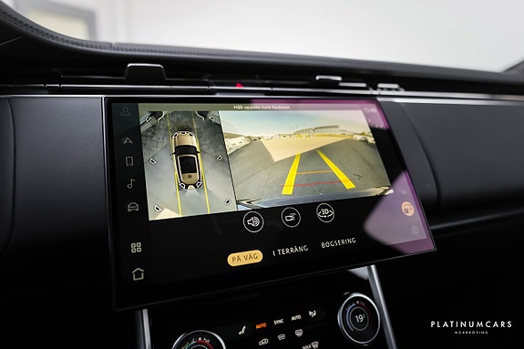 Land Rover Range Rover 14 of 22