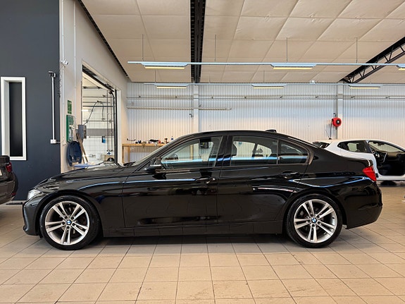 BMW 328i 2 of 8