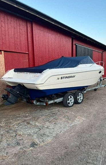 Stingray 220 Cs Med Mercruiser 5,0 EFI 3 of 9