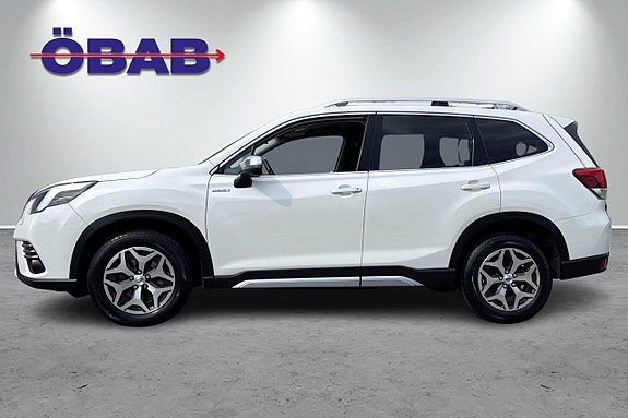 Subaru Forester 4 of 12