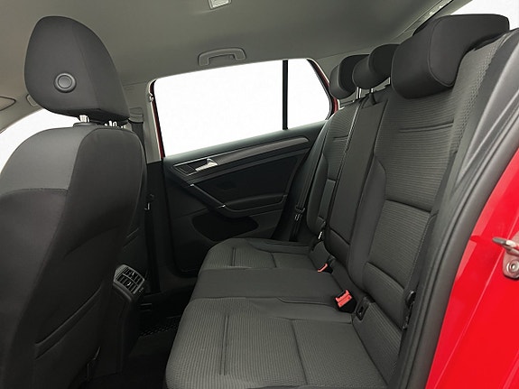 Volkswagen Golf I 19 of 26