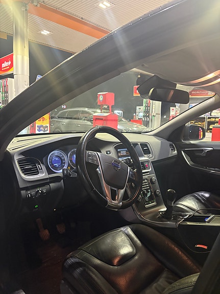 Volvo S60 6 of 6