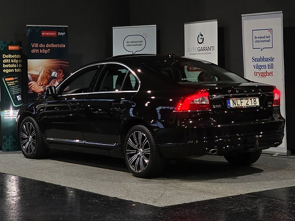 Volvo S80 7 of 17