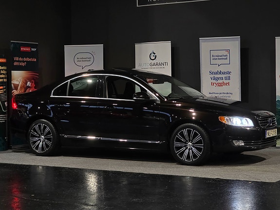 Volvo S80 3 of 17