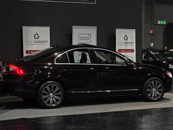 Volvo S80 5 of 17