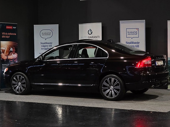 Volvo S80 8 of 17