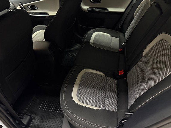Kia Ceed 5 of 9