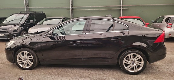 Volvo S60 8 of 20