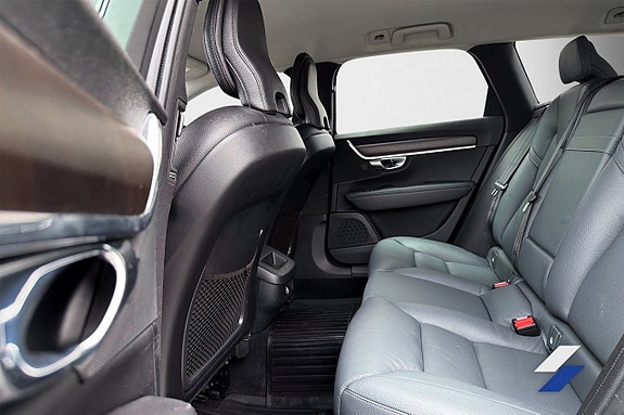 Volvo V90 Cross Country 6 of 7