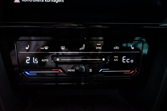 Volkswagen Passat 20 of 30
