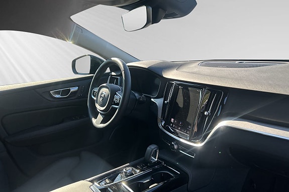 Volvo V60 12 of 14
