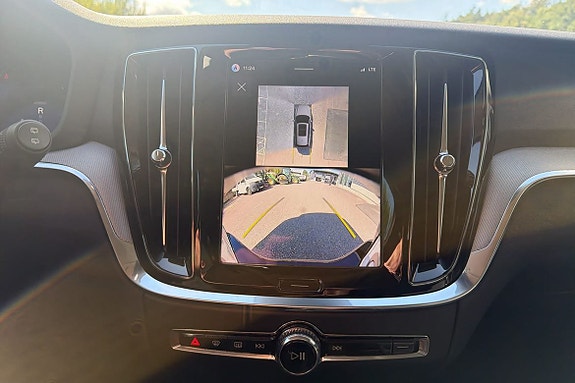 Volvo V60 14 of 14