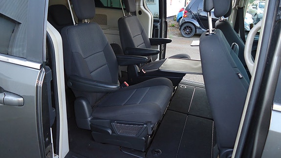 Chrysler Grand Voyager 14 of 22