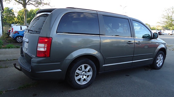 Chrysler Grand Voyager 8 of 22