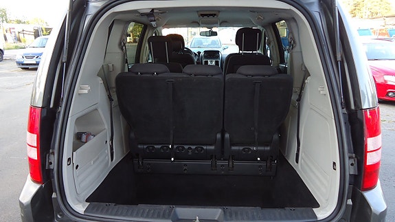 Chrysler Grand Voyager 21 of 22