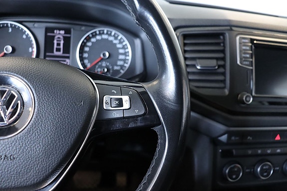 Volkswagen Amarok 9 of 13