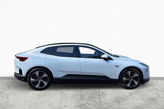 Polestar 4 4 of 16