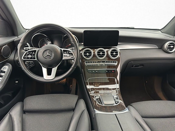 Mercedes-Benz GLC220 d 13 of 30