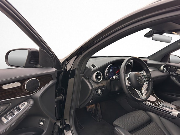 Mercedes-Benz GLC220 d 10 of 30