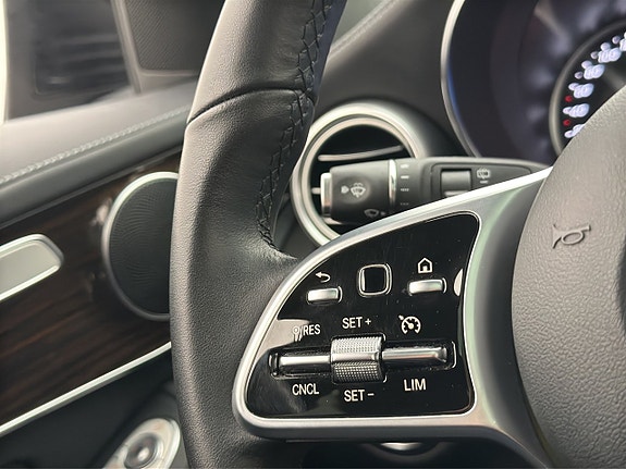 Mercedes-Benz GLC220 d 15 of 30